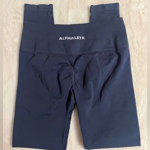 Alphalete amplify leggings size medium tuxedo blue